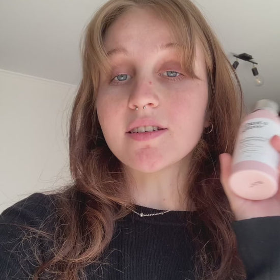 Dry Shampoo explainer video showing how to use our 2in1 formula