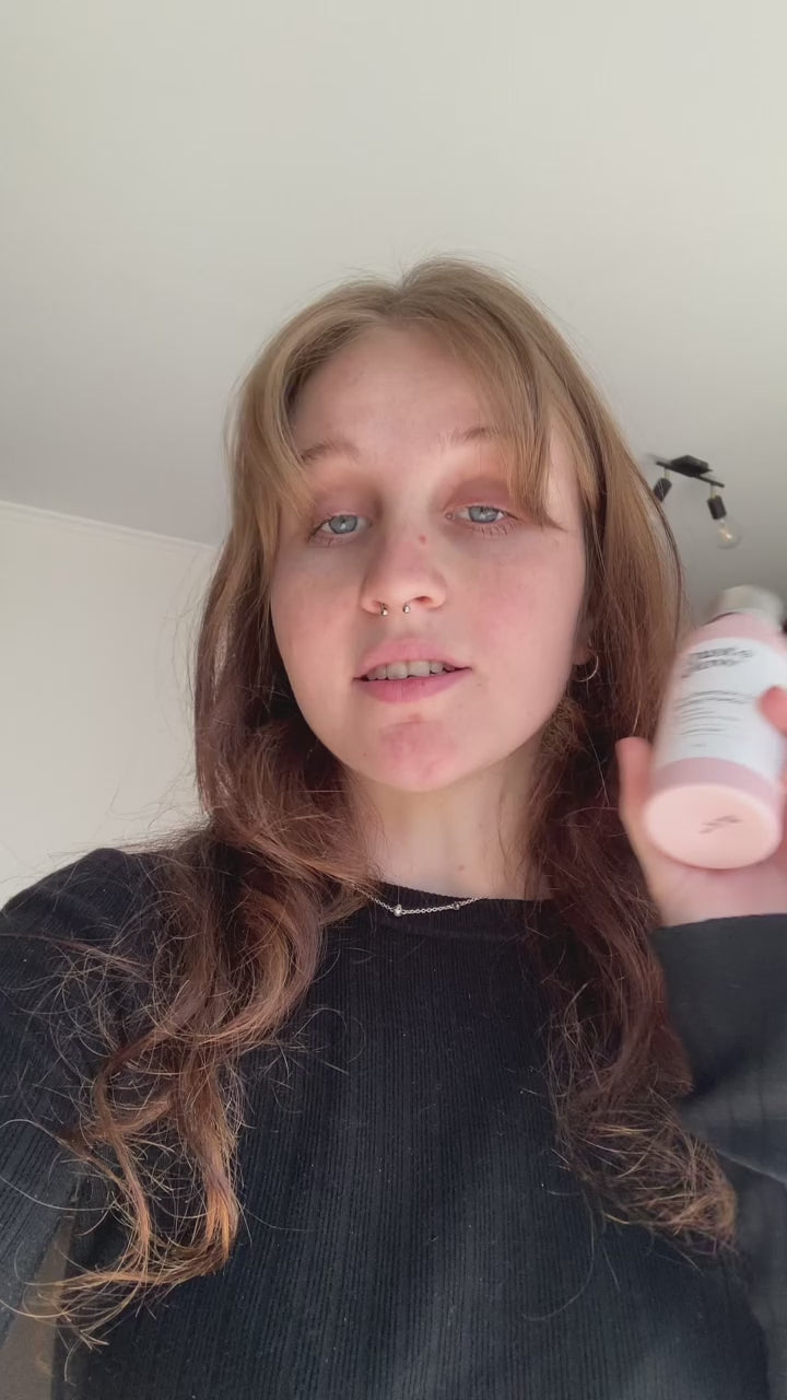 Dry Shampoo explainer video showing how to use our 2in1 formula