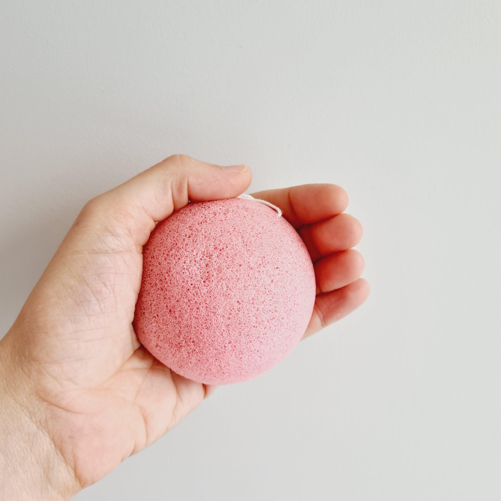 Konjac Sponge - Pink for dull & sensitive skin - Dust & Glow